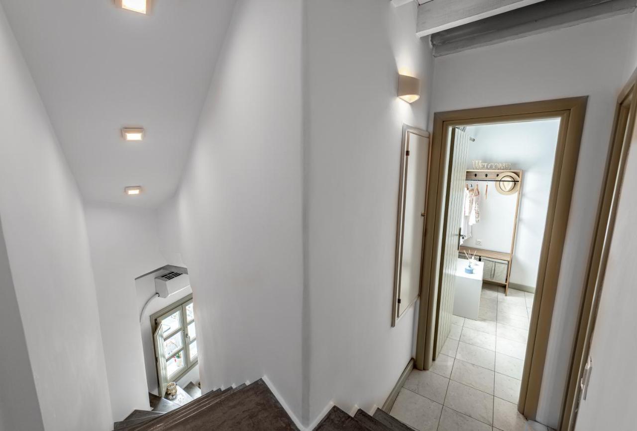 Amazing View Villa Oia With Jacuzzi エクステリア 写真